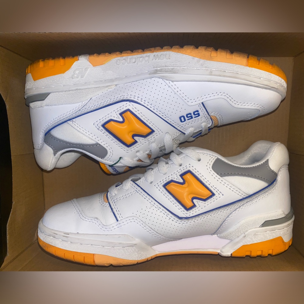New Balance 550. White Vibrant Orange